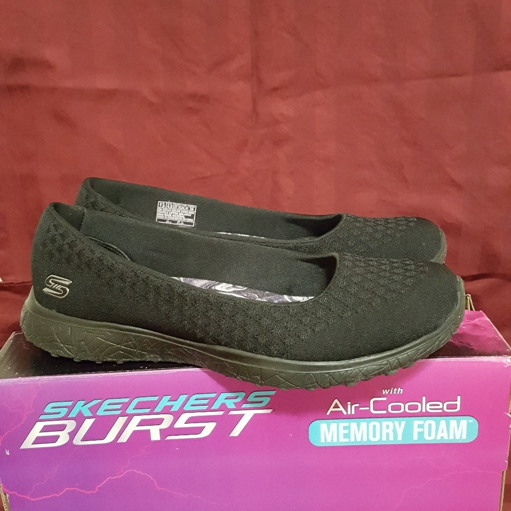 Skechers flats